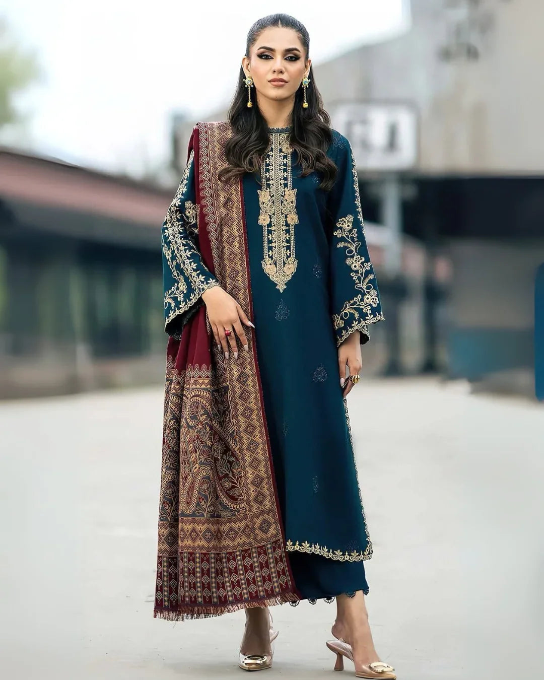 Hussain Rehar Winters | Dhanak 3-Piece with Pashmina Wool Shawl Hussain Rehar Winters | Dhanak 3-Piece with Pashmina Wool Shawl