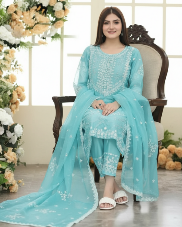 Sapphire Winter Collection | Dhanak with Embroidered Shawl